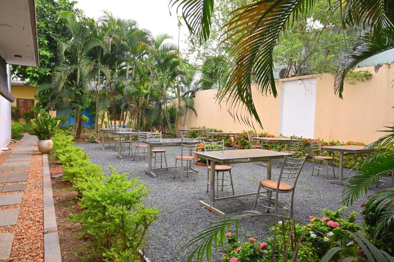 Les Boganveillea Heritage Guest House Auroville Exterior photo