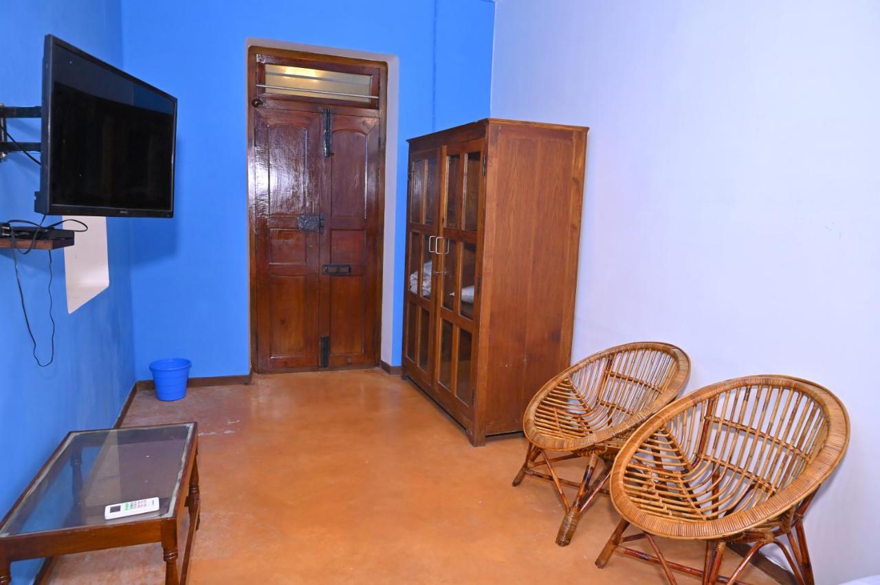 Les Boganveillea Heritage Guest House Auroville Exterior photo
