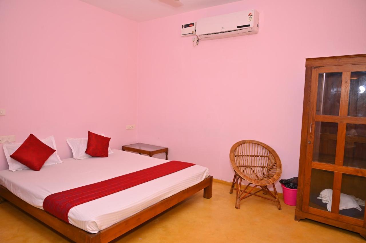 Les Boganveillea Heritage Guest House Auroville Exterior photo