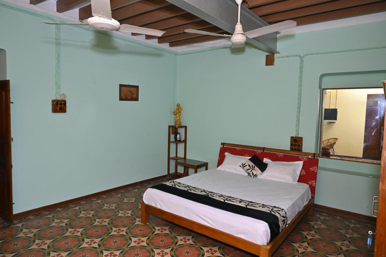 Les Boganveillea Heritage Guest House Auroville Exterior photo