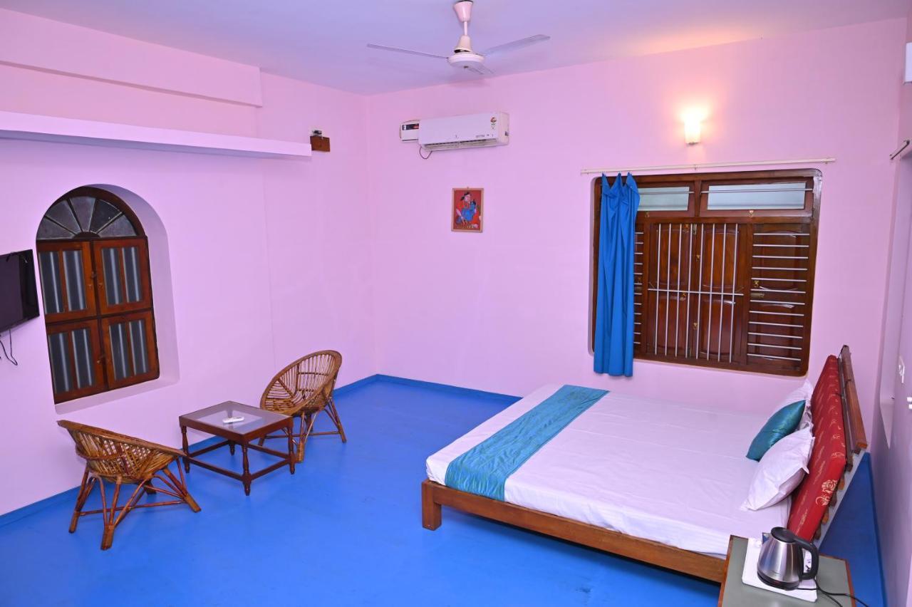 Les Boganveillea Heritage Guest House Auroville Exterior photo