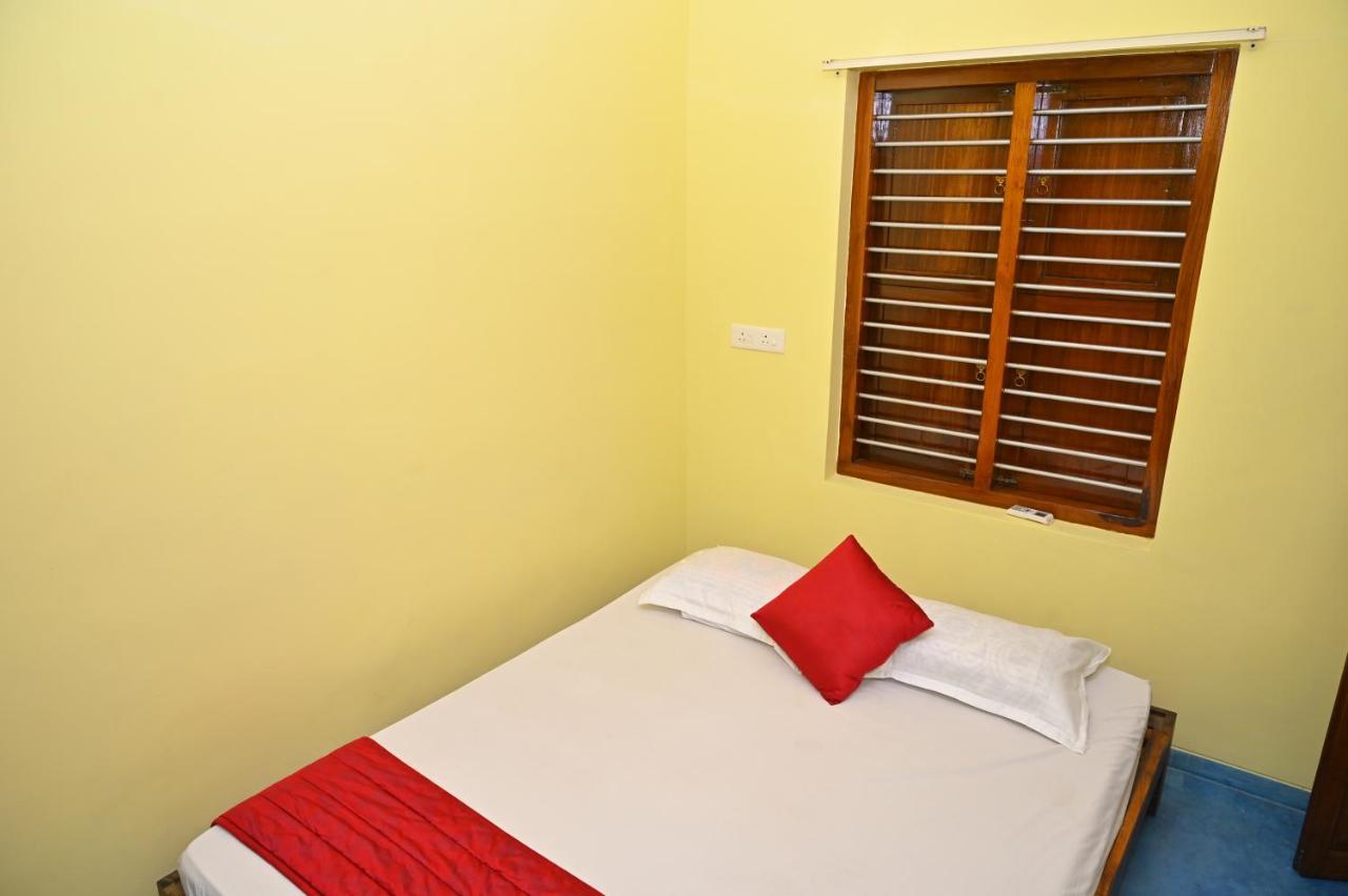 Les Boganveillea Heritage Guest House Auroville Exterior photo