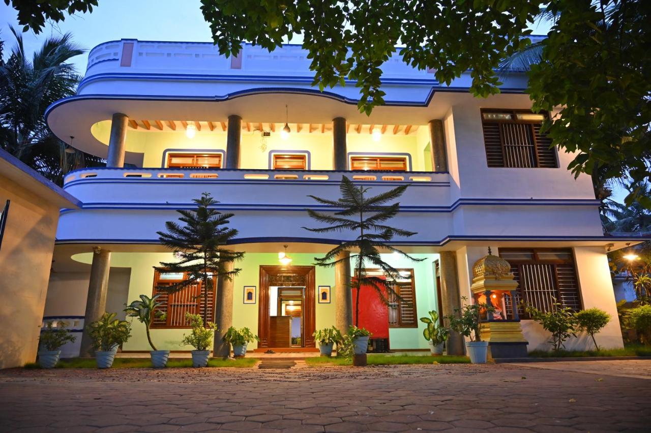 Les Boganveillea Heritage Guest House Auroville Exterior photo