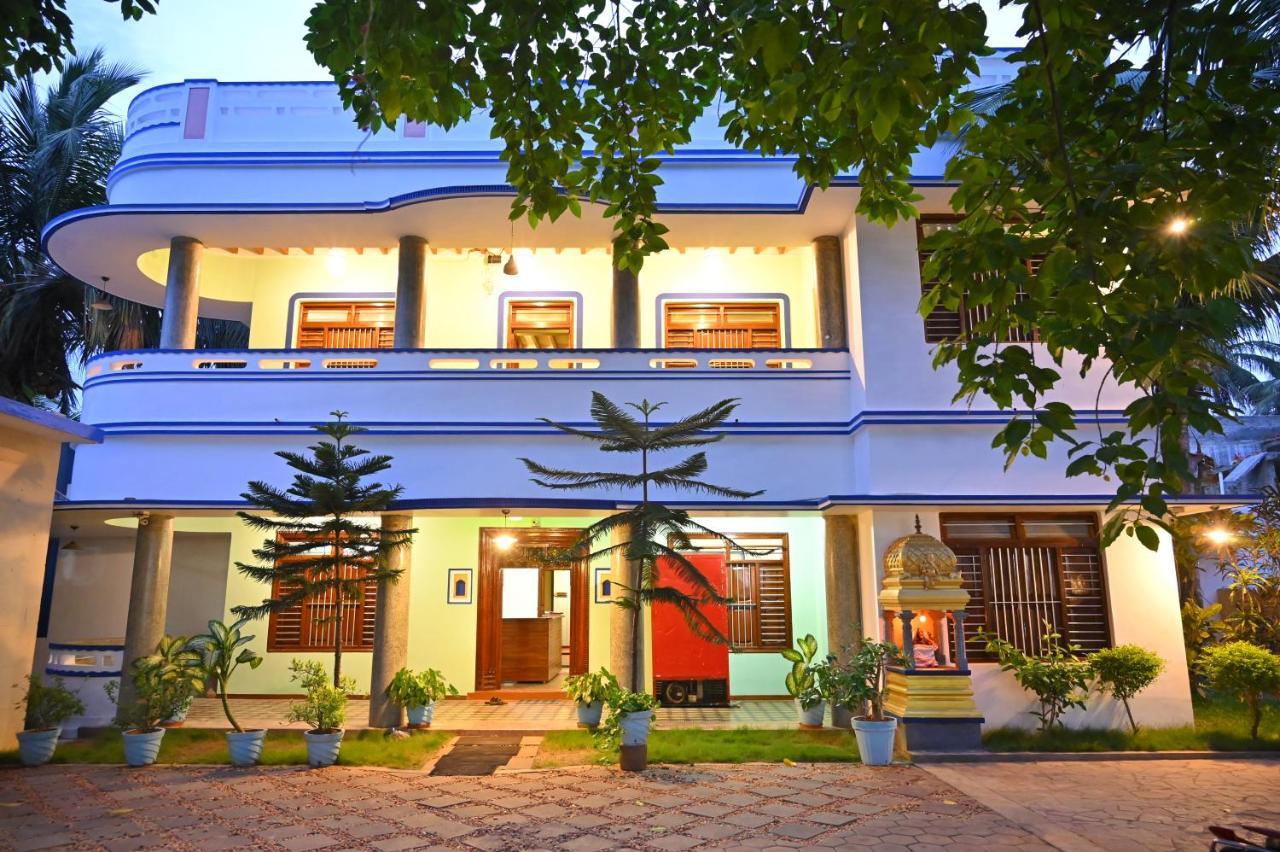 Les Boganveillea Heritage Guest House Auroville Exterior photo